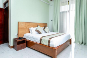 Ngabu Hotel
